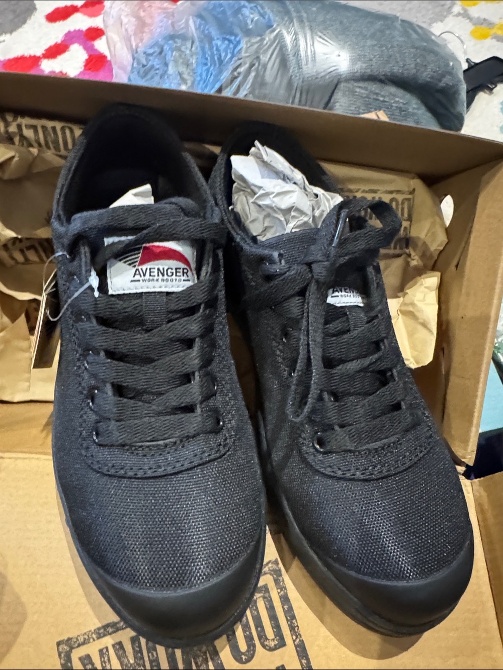 Avenger Men's Black Canvas Lace-Up Athletic Sneakers